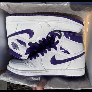 Nike Air Jordan 1 - High Top - Court Purple NEVER WORN